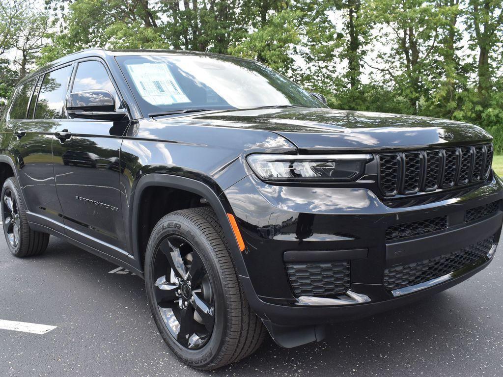 new 2024 Jeep Grand Cherokee L car, priced at $43,087