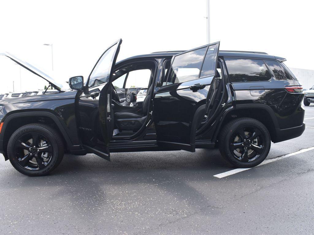 new 2024 Jeep Grand Cherokee L car, priced at $43,087