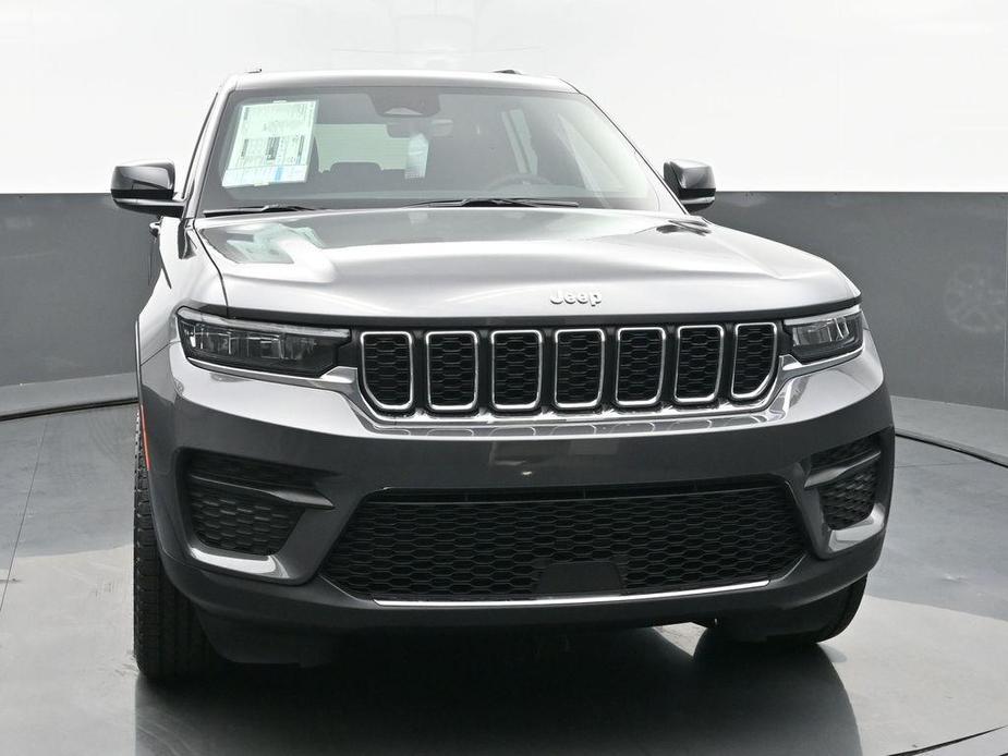 new 2025 Jeep Grand Cherokee car, priced at $37,800