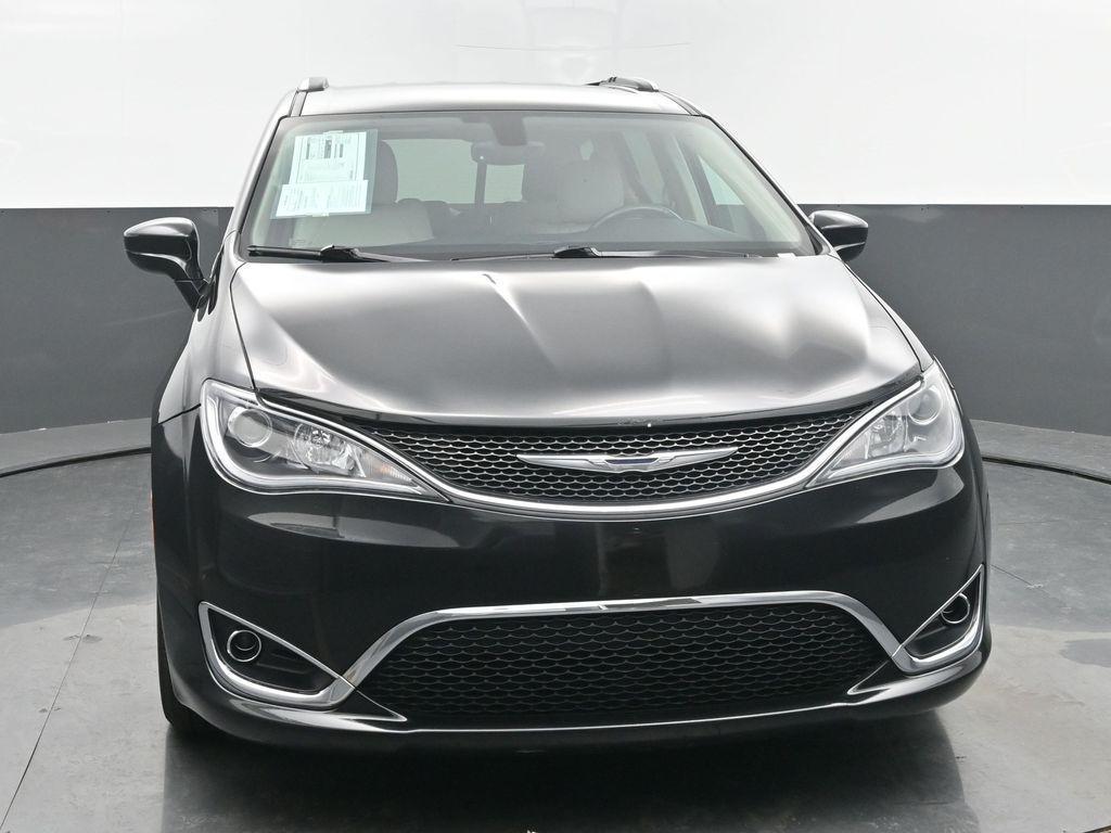 used 2017 Chrysler Pacifica car, priced at $15,900
