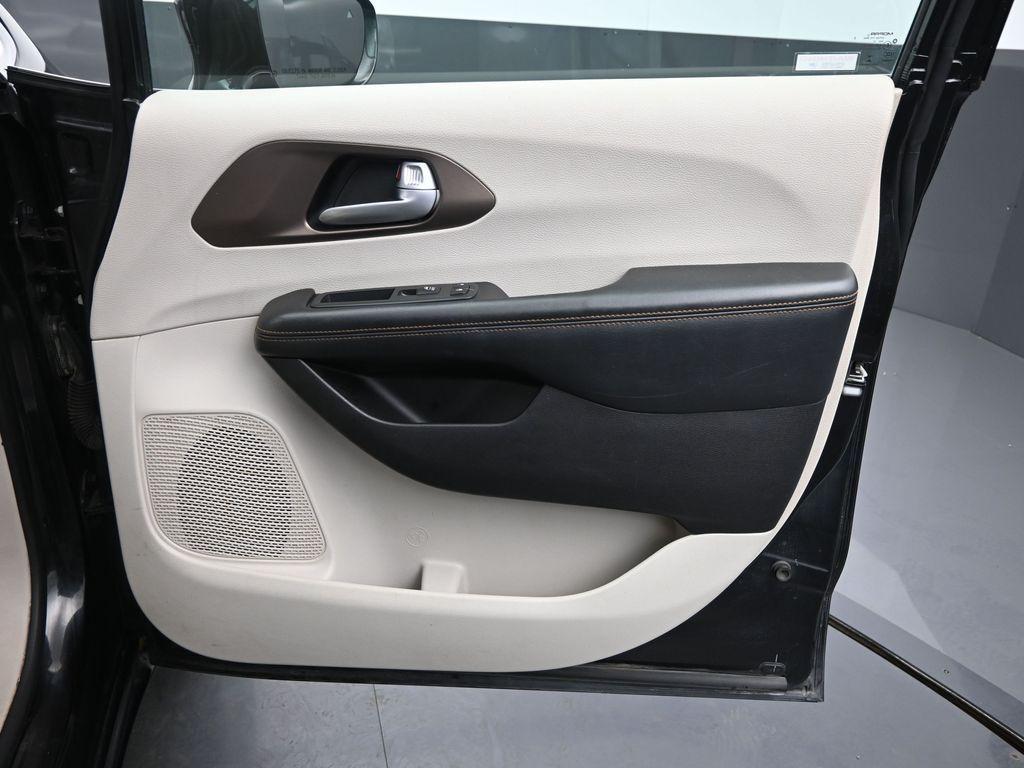 used 2017 Chrysler Pacifica car, priced at $15,900