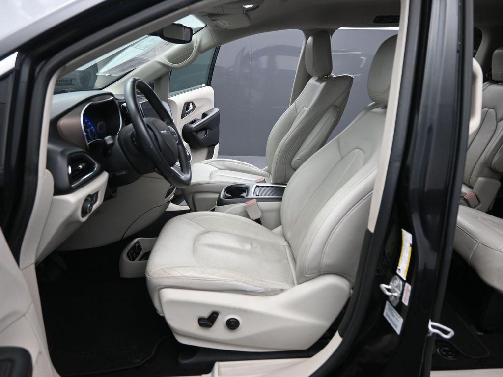 used 2017 Chrysler Pacifica car, priced at $15,900