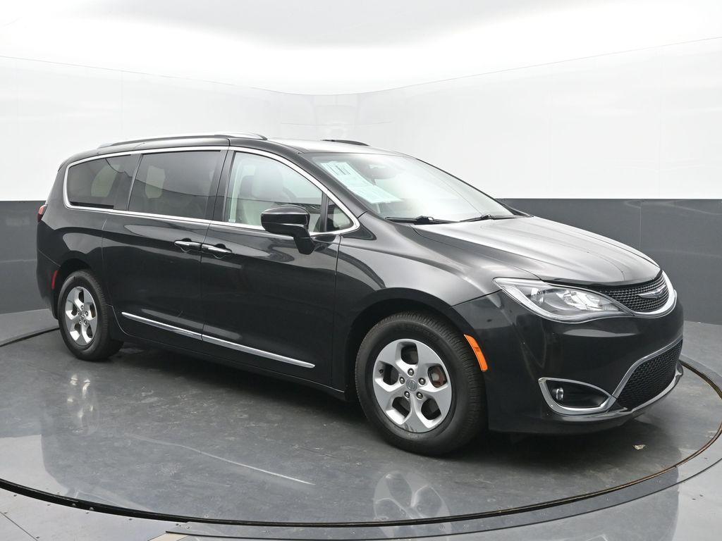 used 2017 Chrysler Pacifica car, priced at $15,900