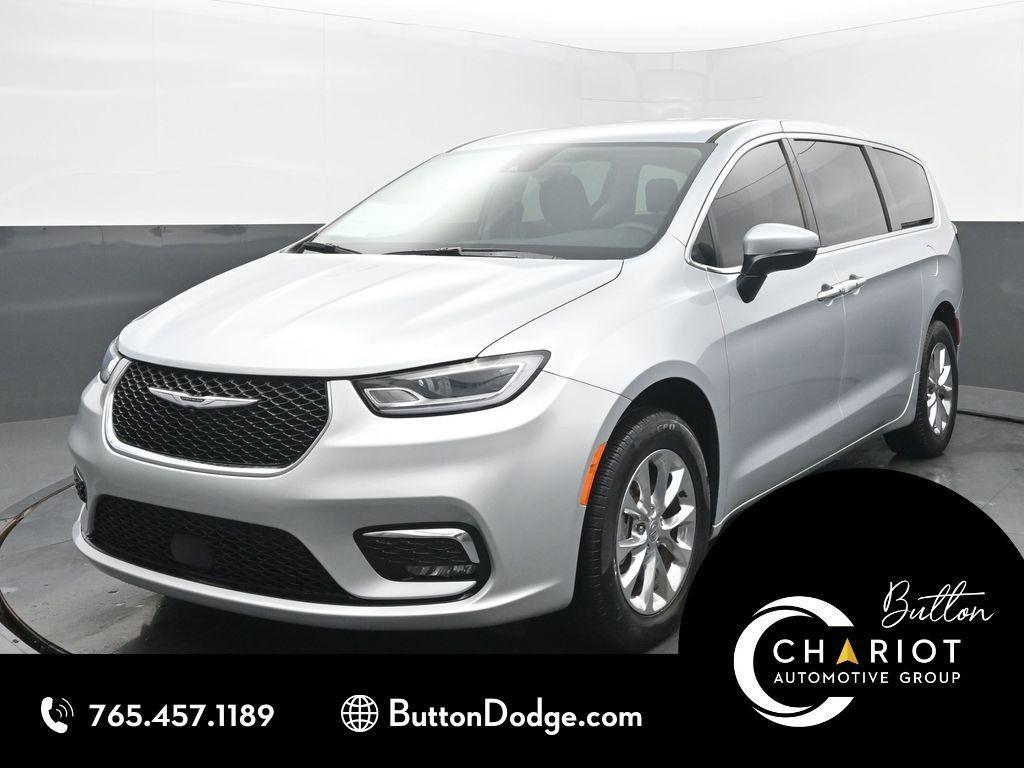used 2023 Chrysler Pacifica car, priced at $35,999