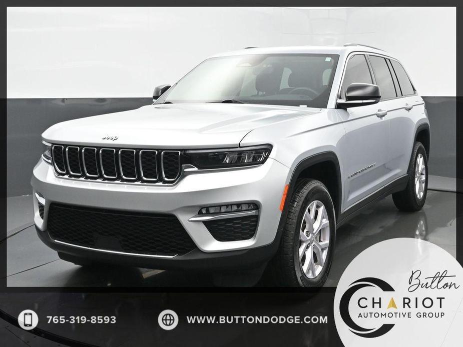 used 2022 Jeep Grand Cherokee car, priced at $35,999