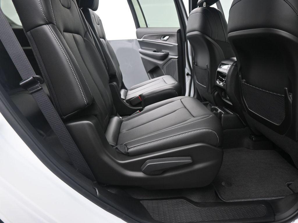 new 2025 Jeep Grand Cherokee L car, priced at $48,047