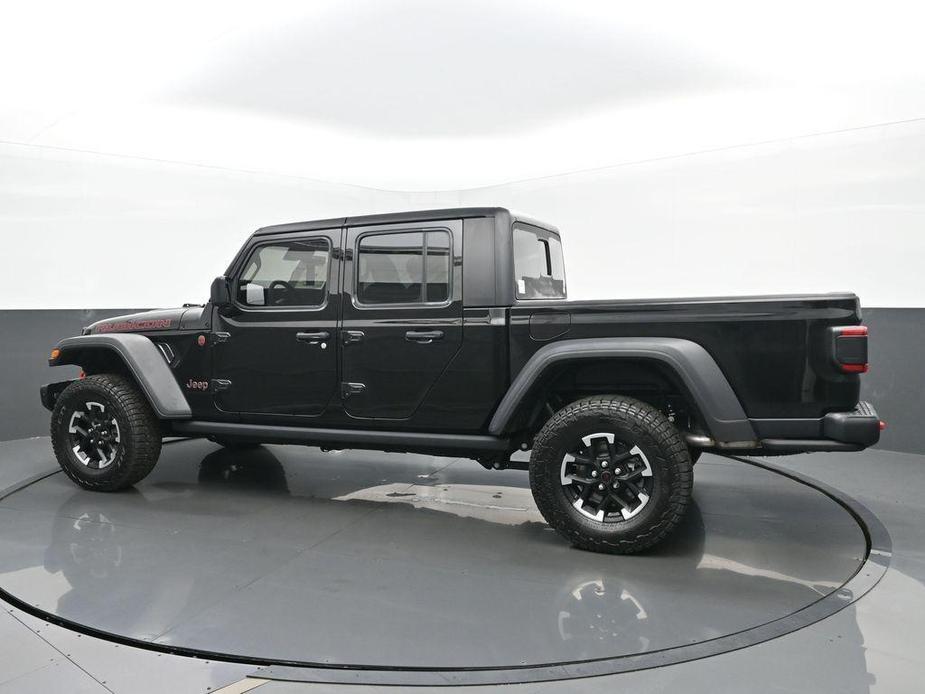 new 2025 Jeep Gladiator car, priced at $62,578