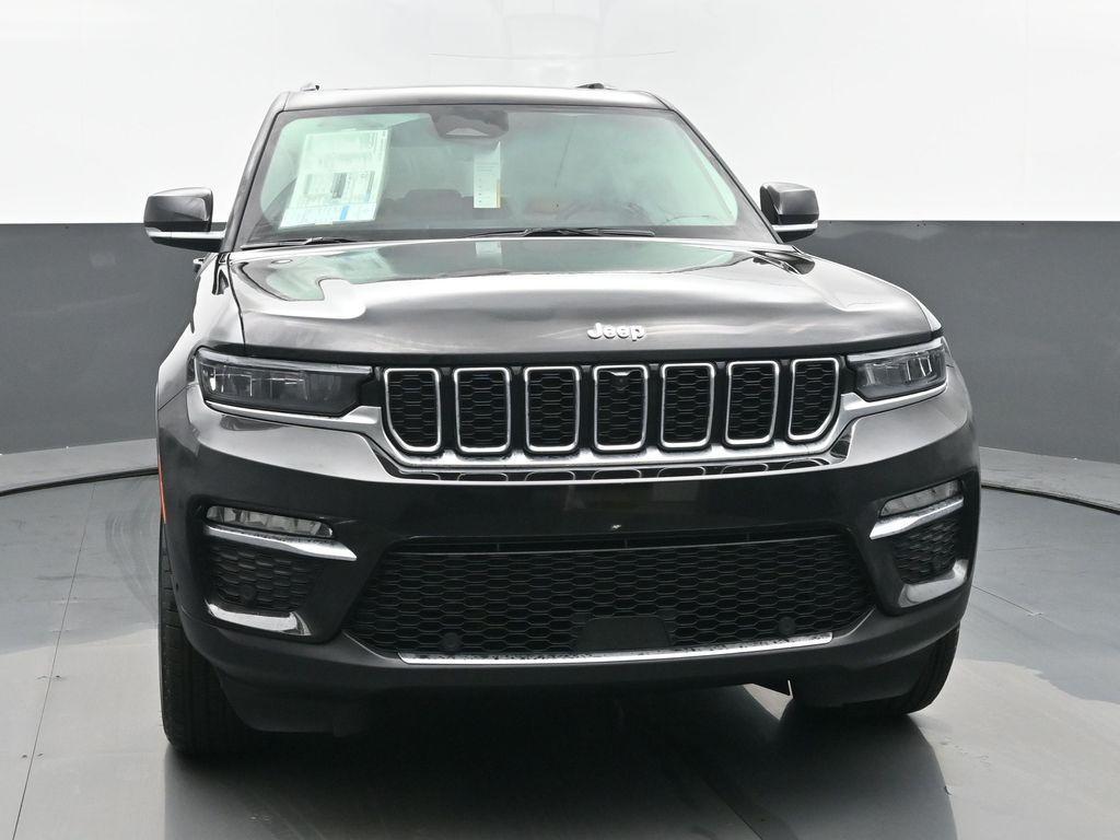 new 2025 Jeep Grand Cherokee car, priced at $49,490