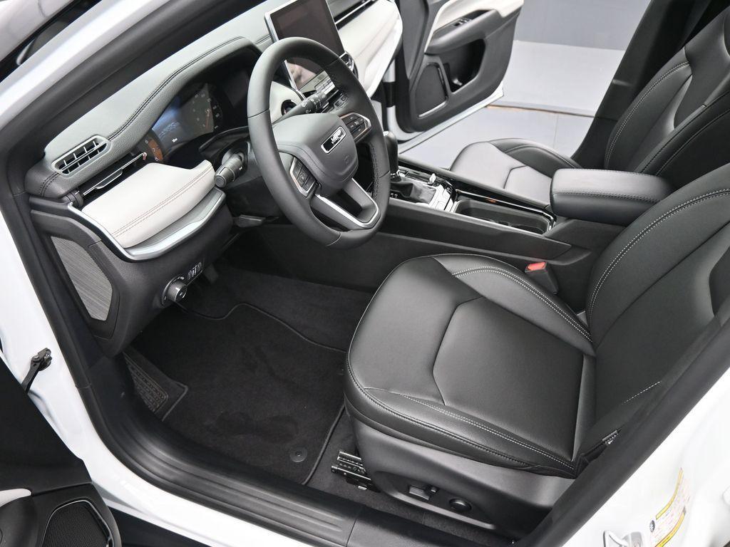 new 2025 Jeep Compass car, priced at $32,973