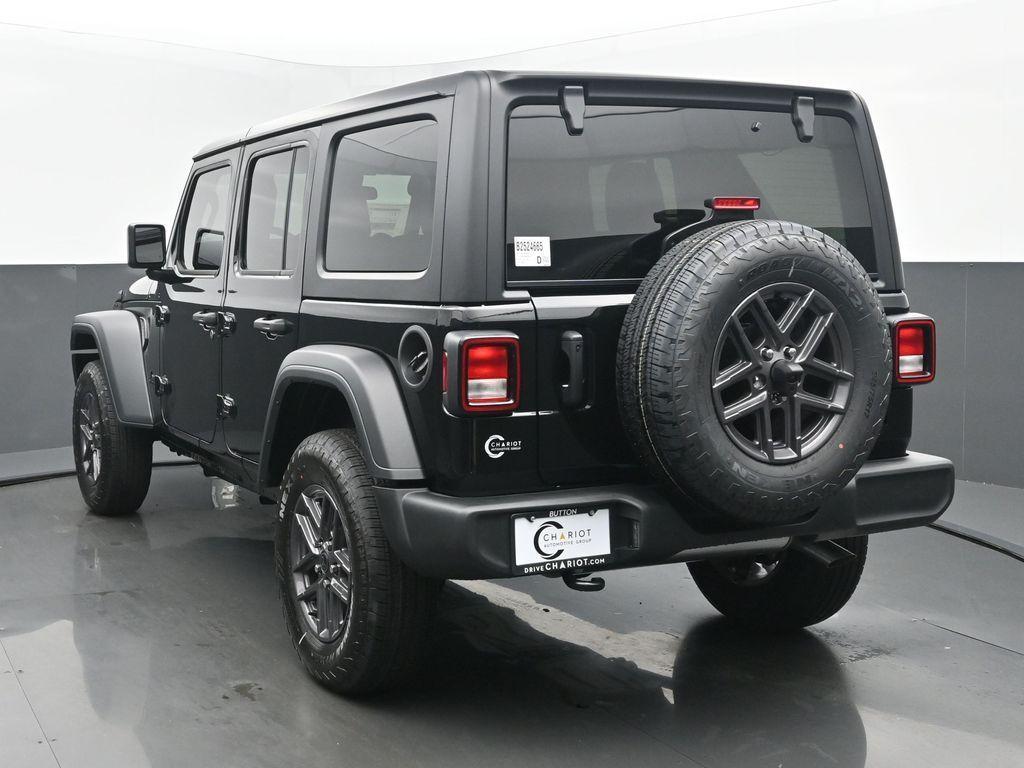 new 2025 Jeep Wrangler car, priced at $47,724