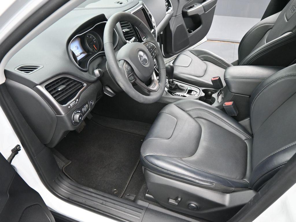 used 2022 Jeep Cherokee car, priced at $28,299