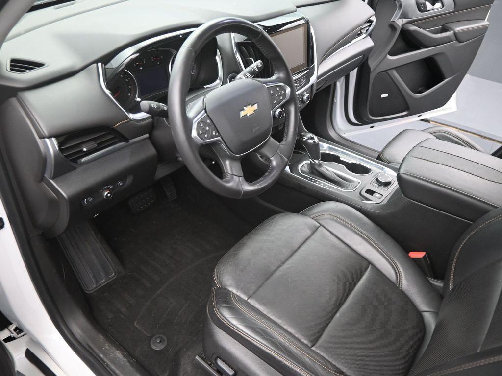 used 2018 Chevrolet Traverse car, priced at $23,129