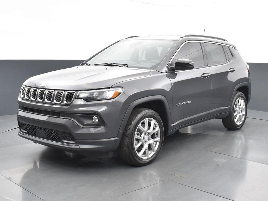 new 2024 Jeep Compass car, priced at $32,327