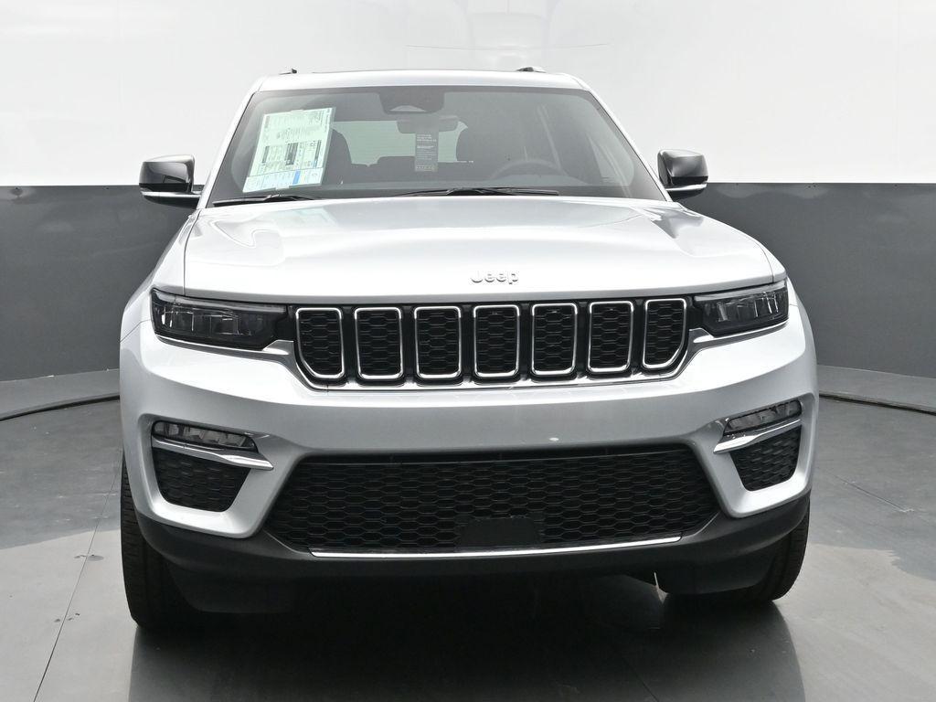 new 2025 Jeep Grand Cherokee car, priced at $48,228
