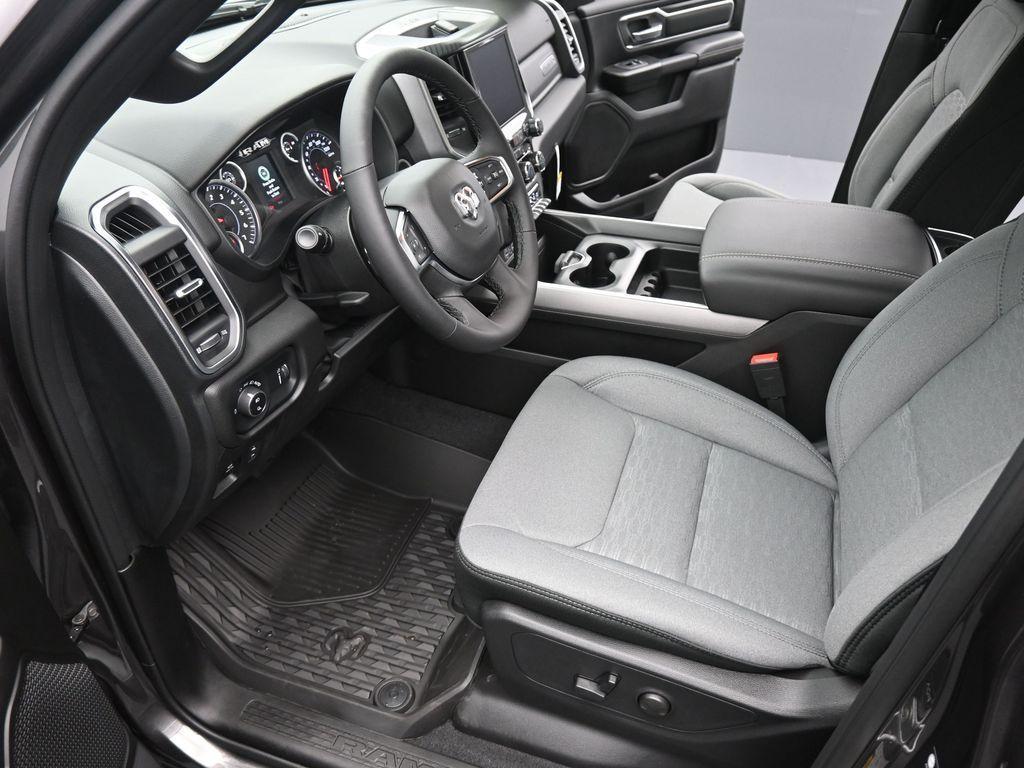new 2025 Ram 1500 car, priced at $57,660