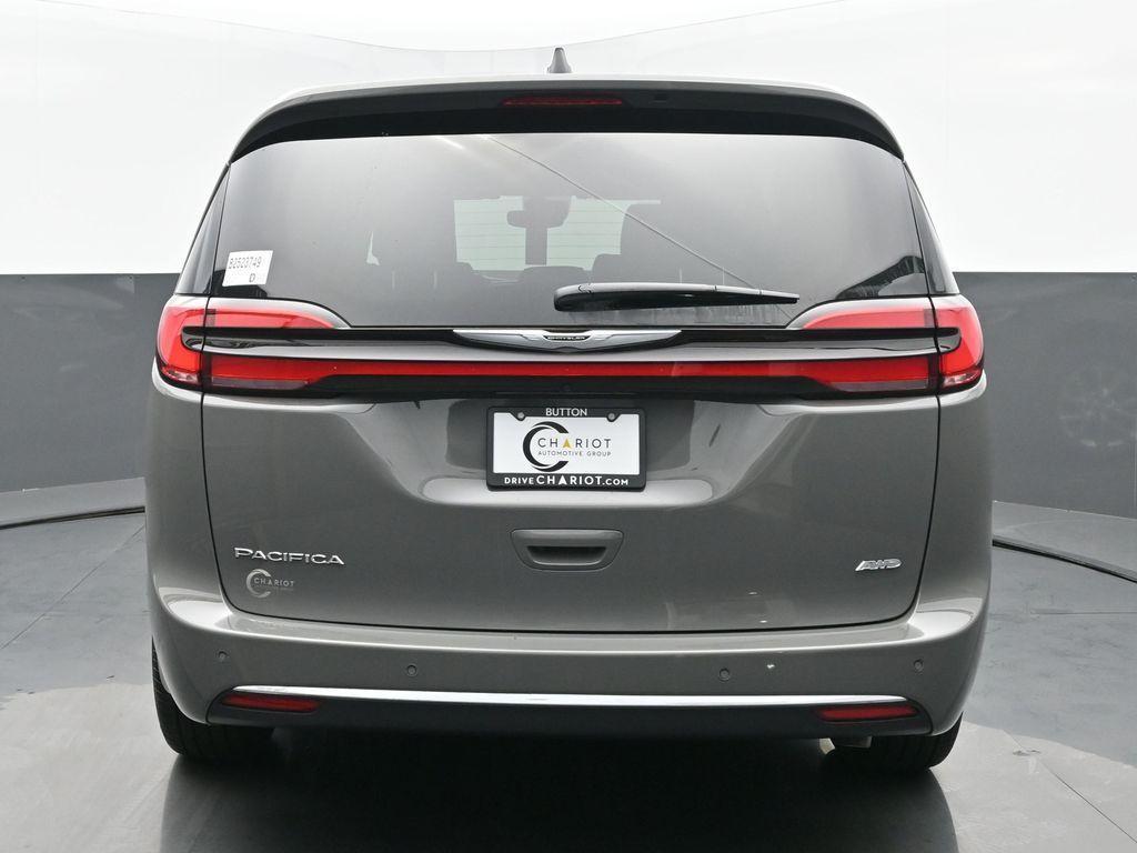 new 2025 Chrysler Pacifica car, priced at $46,861