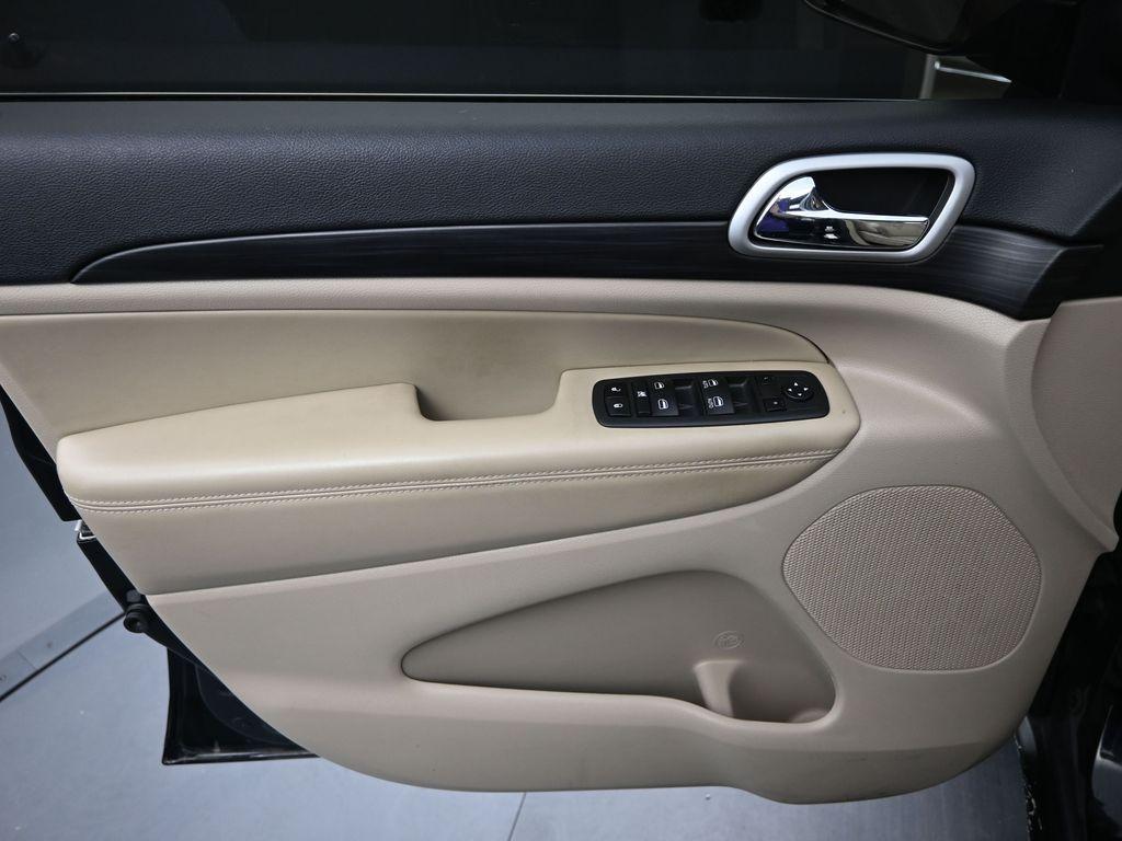 used 2022 Jeep Grand Cherokee WK car, priced at $24,999