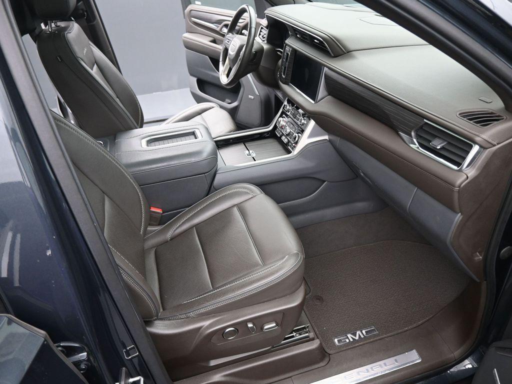 used 2021 GMC Yukon XL car, priced at $54,500