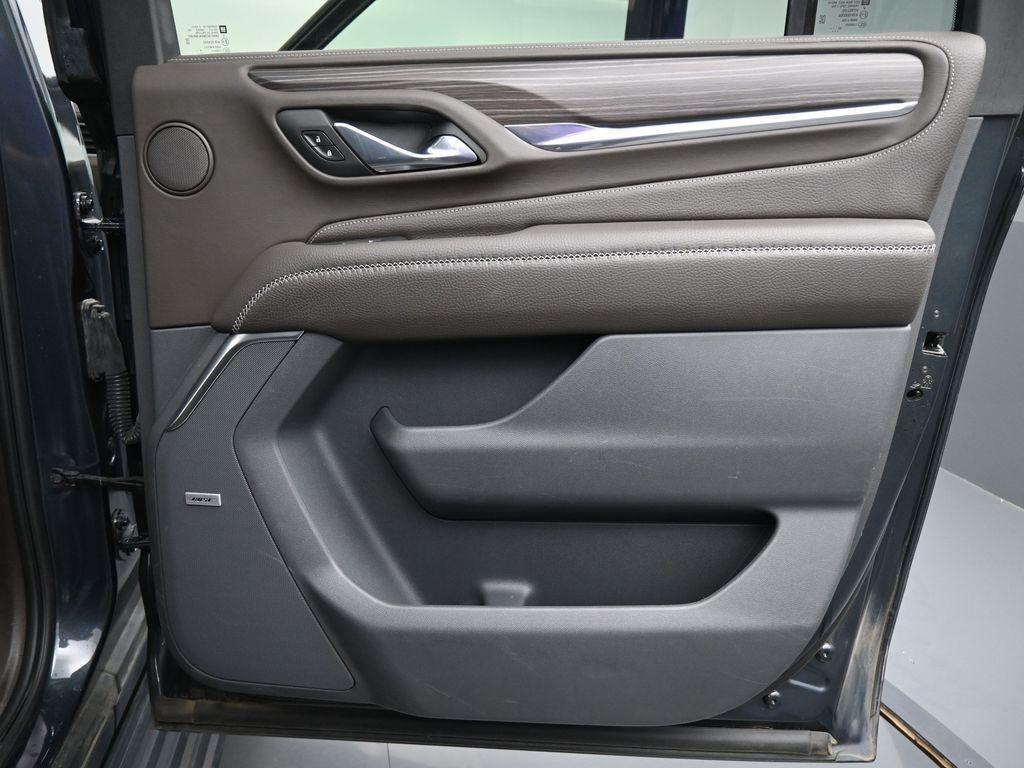 used 2021 GMC Yukon XL car, priced at $54,500