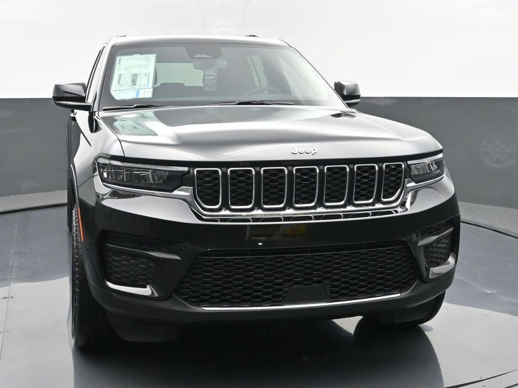 new 2024 Jeep Grand Cherokee car, priced at $37,455