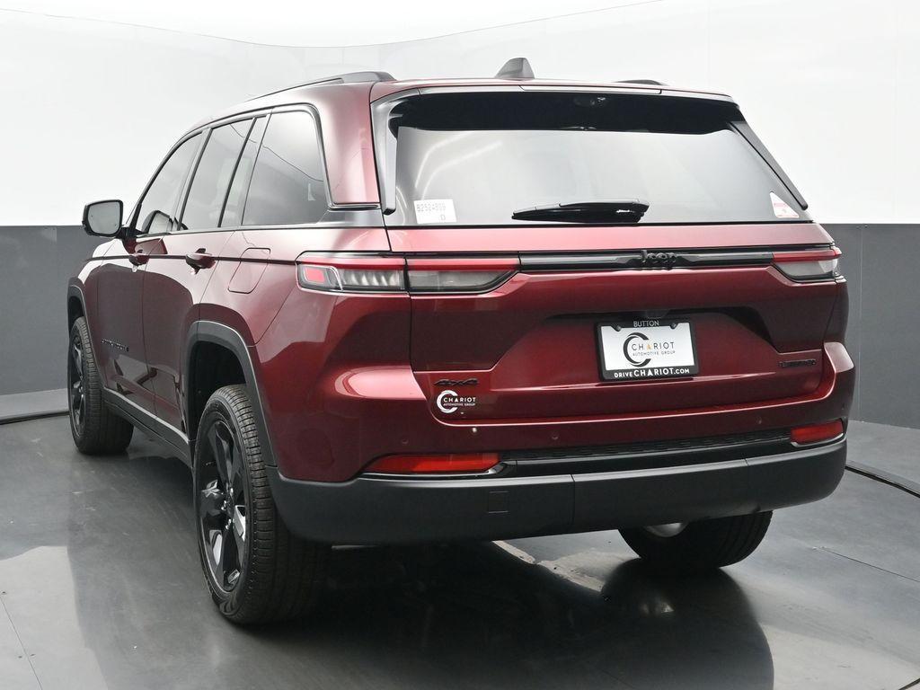 new 2025 Jeep Grand Cherokee car, priced at $51,852