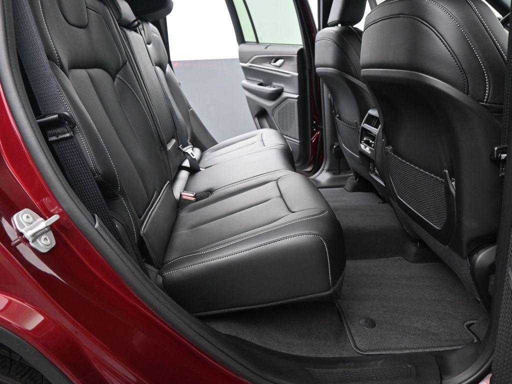 new 2025 Jeep Grand Cherokee car, priced at $51,852