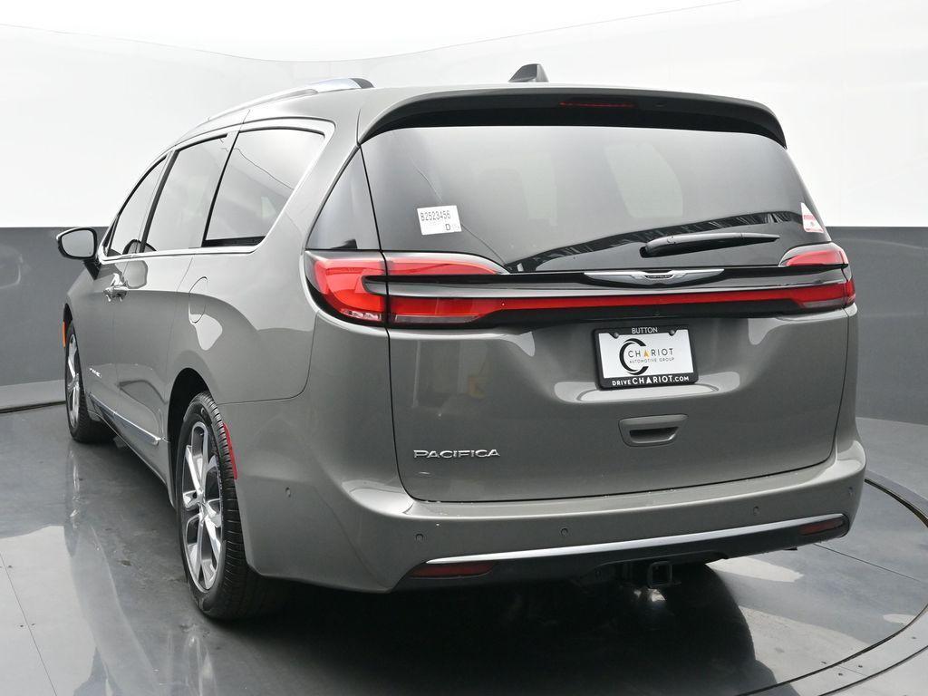 new 2025 Chrysler Pacifica car, priced at $54,395