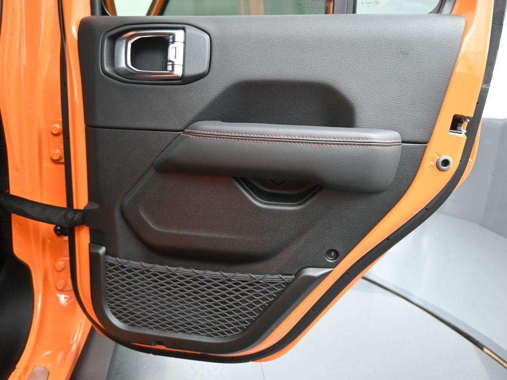 new 2025 Jeep Wrangler car, priced at $61,942