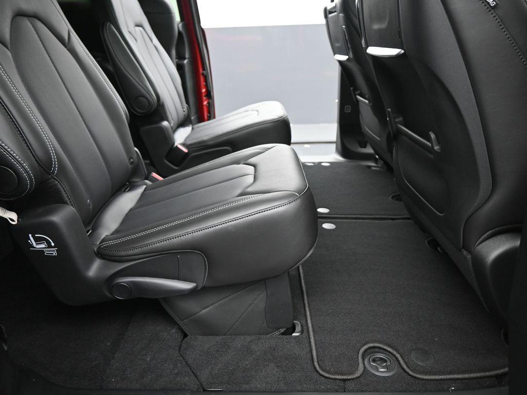 new 2026 Chrysler Pacifica car, priced at $48,575