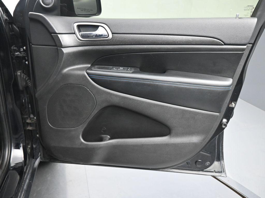 used 2018 Jeep Grand Cherokee car, priced at $19,499