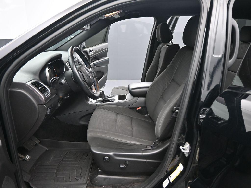 used 2018 Jeep Grand Cherokee car, priced at $19,499