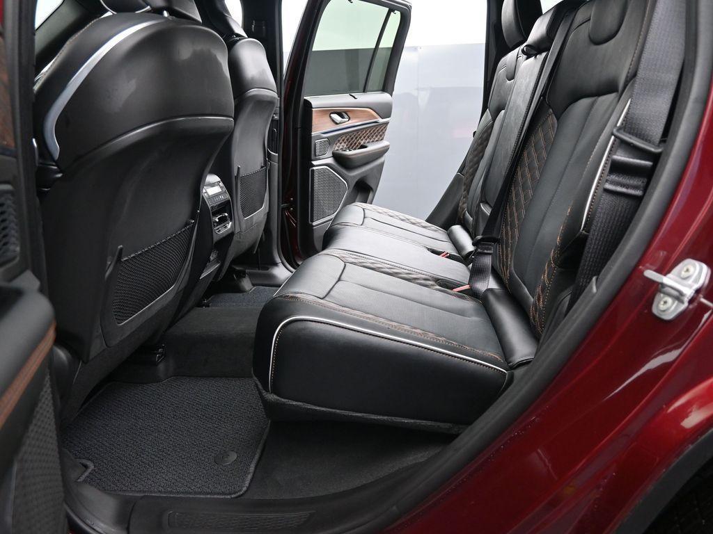 new 2025 Jeep Grand Cherokee car, priced at $64,751