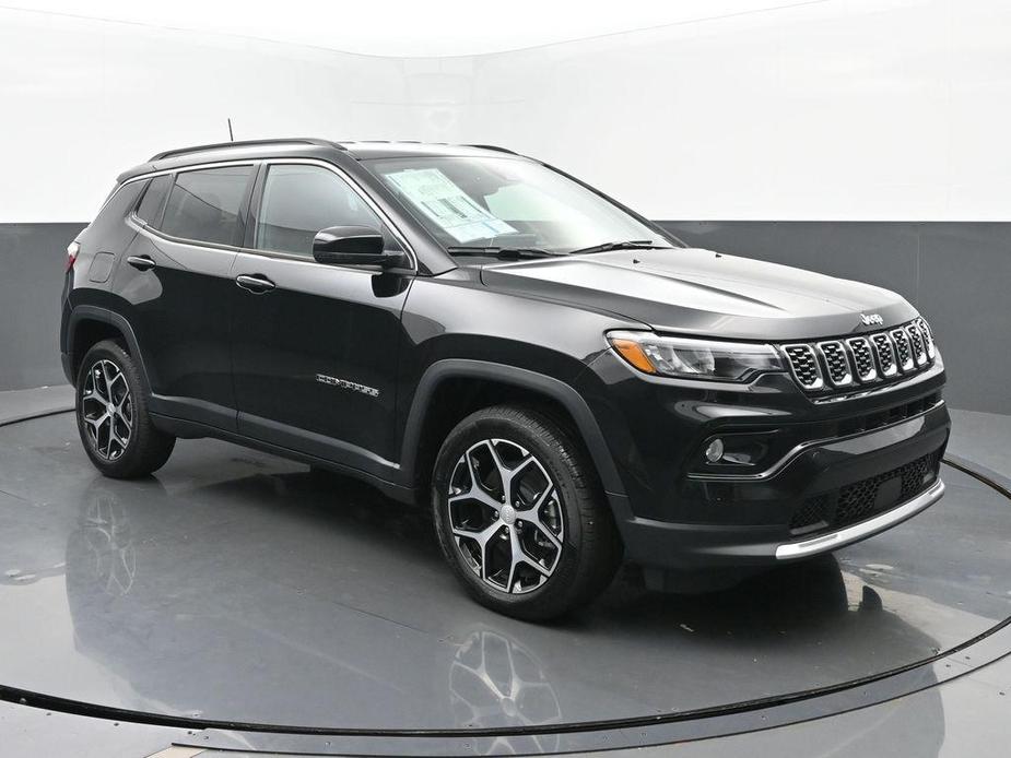 new 2024 Jeep Compass car, priced at $30,084