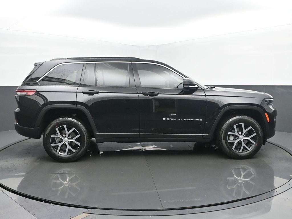new 2025 Jeep Grand Cherokee car, priced at $46,851