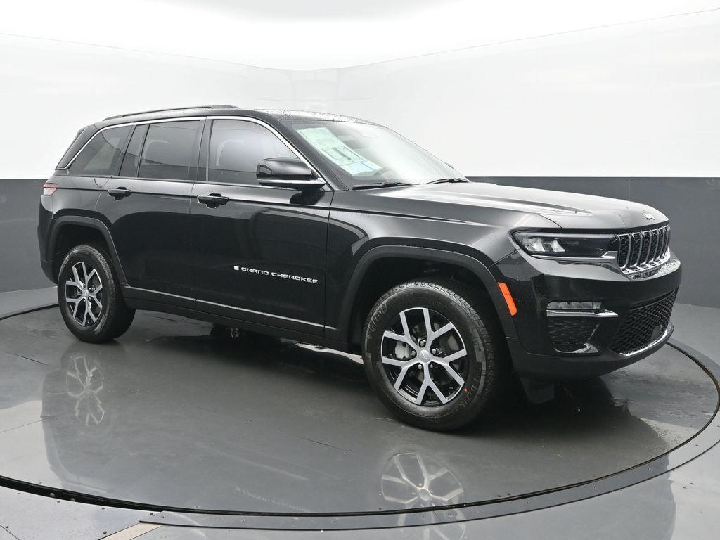 new 2025 Jeep Grand Cherokee car, priced at $46,851