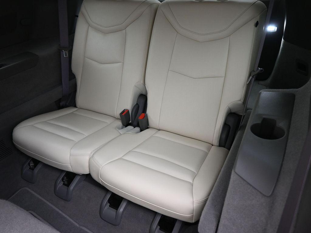 used 2022 Cadillac XT6 car, priced at $34,999
