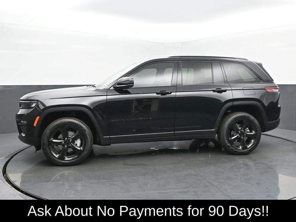 new 2025 Jeep Grand Cherokee car, priced at $49,300