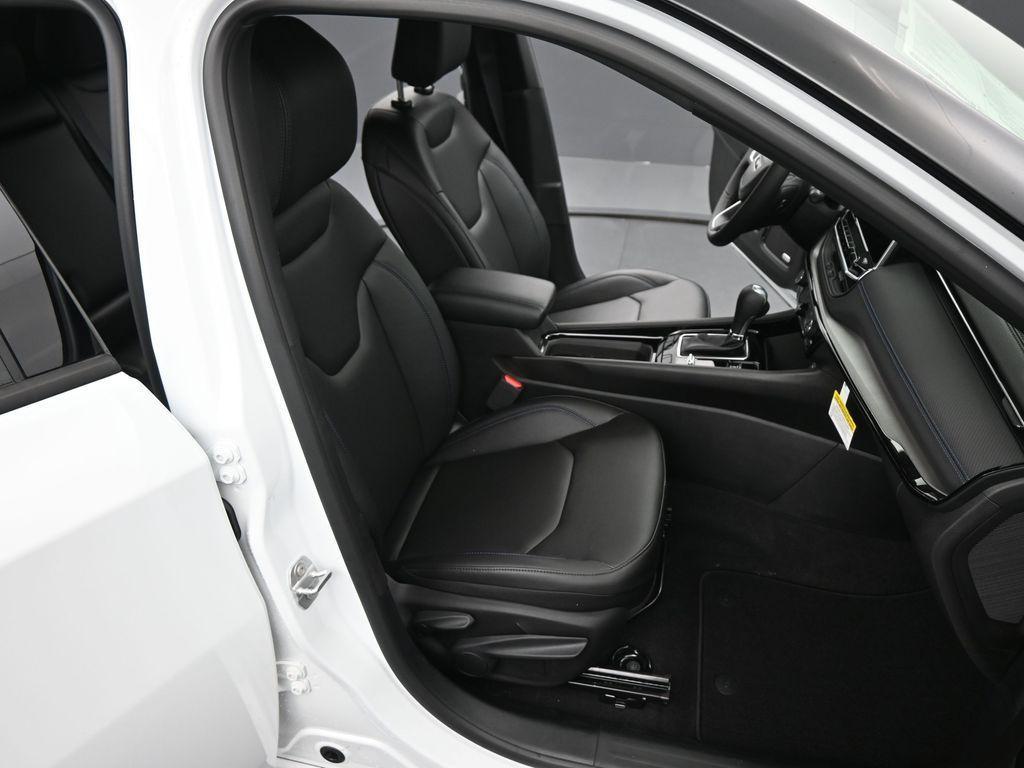 new 2025 Jeep Compass car, priced at $34,218