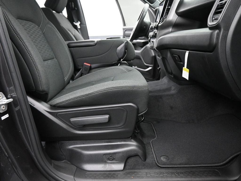 new 2025 Ram 1500 car, priced at $53,665