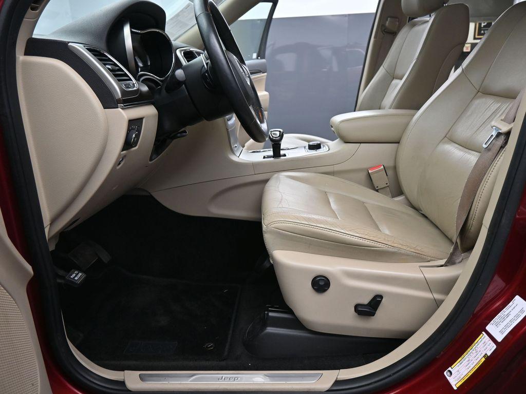 used 2015 Jeep Grand Cherokee car, priced at $14,600