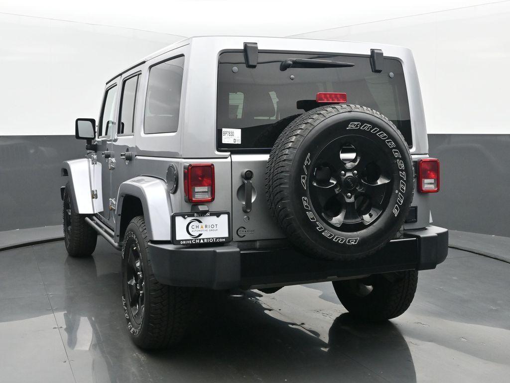 used 2015 Jeep Wrangler Unlimited car, priced at $16,520