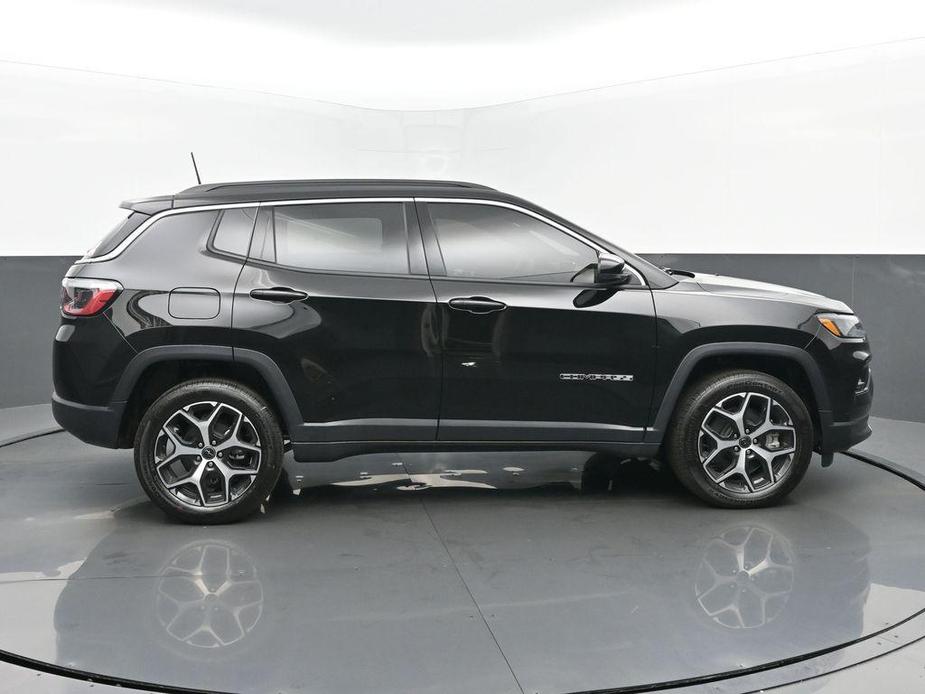 new 2025 Jeep Compass car, priced at $31,659