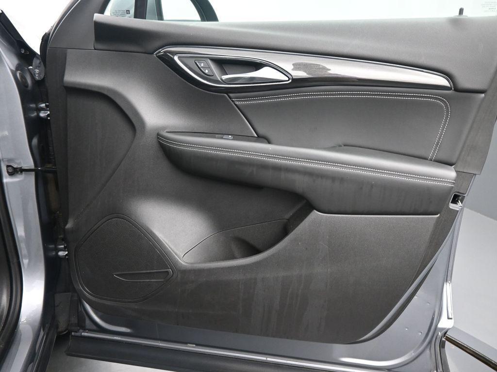 used 2022 Buick Envision car, priced at $24,399
