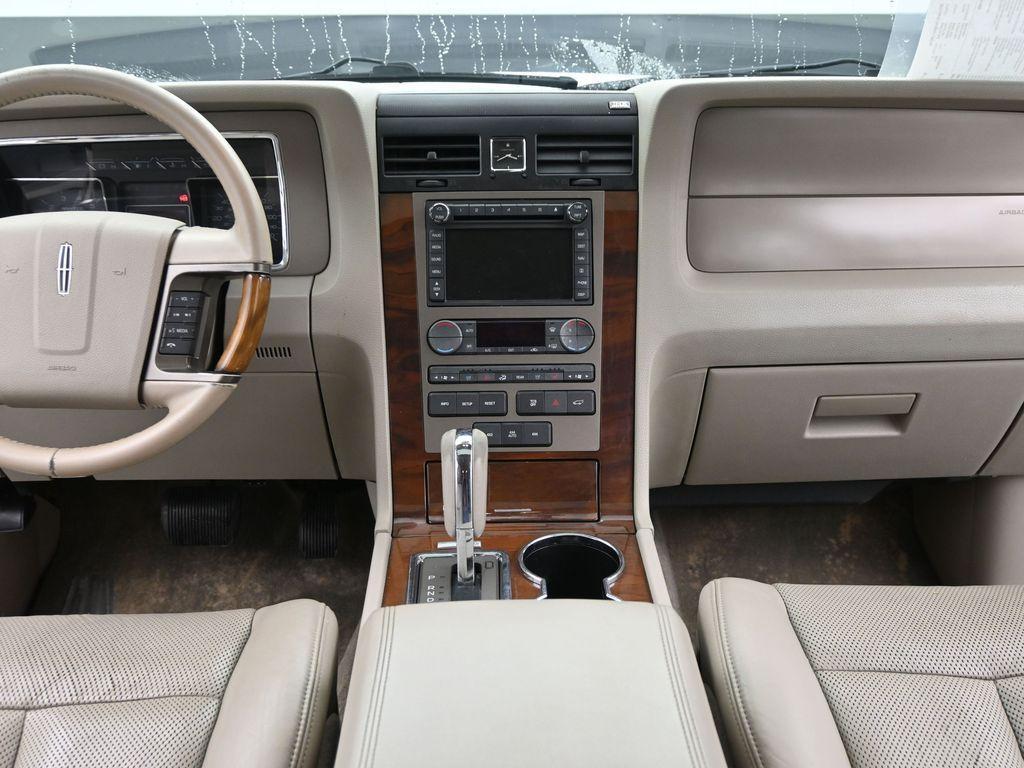 used 2013 Lincoln Navigator car, priced at $9,900