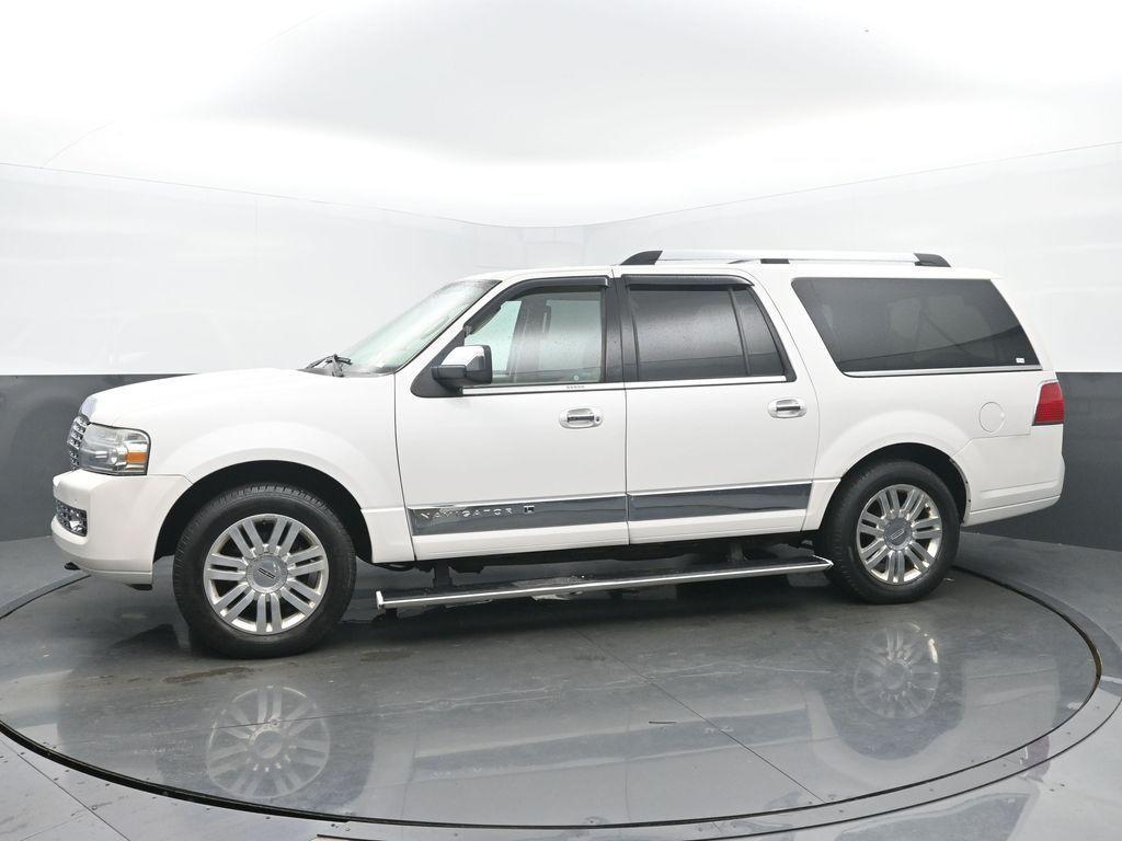 used 2013 Lincoln Navigator car, priced at $9,900