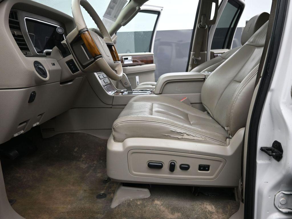 used 2013 Lincoln Navigator car, priced at $9,900