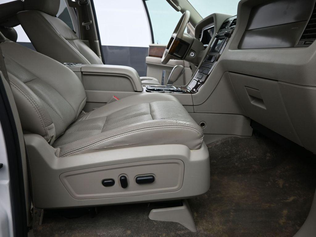 used 2013 Lincoln Navigator car, priced at $9,900