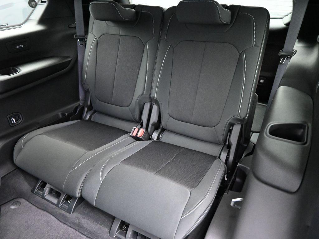 new 2025 Jeep Grand Cherokee L car, priced at $44,554