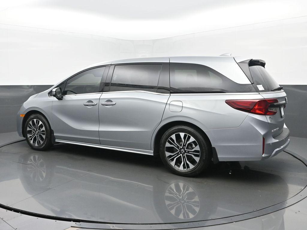 used 2025 Honda Odyssey car, priced at $45,499