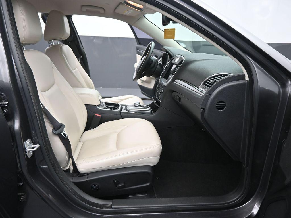 used 2021 Chrysler 300 car, priced at $24,900